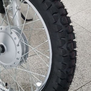 CG125 3.00-18 깍두기 타이어
